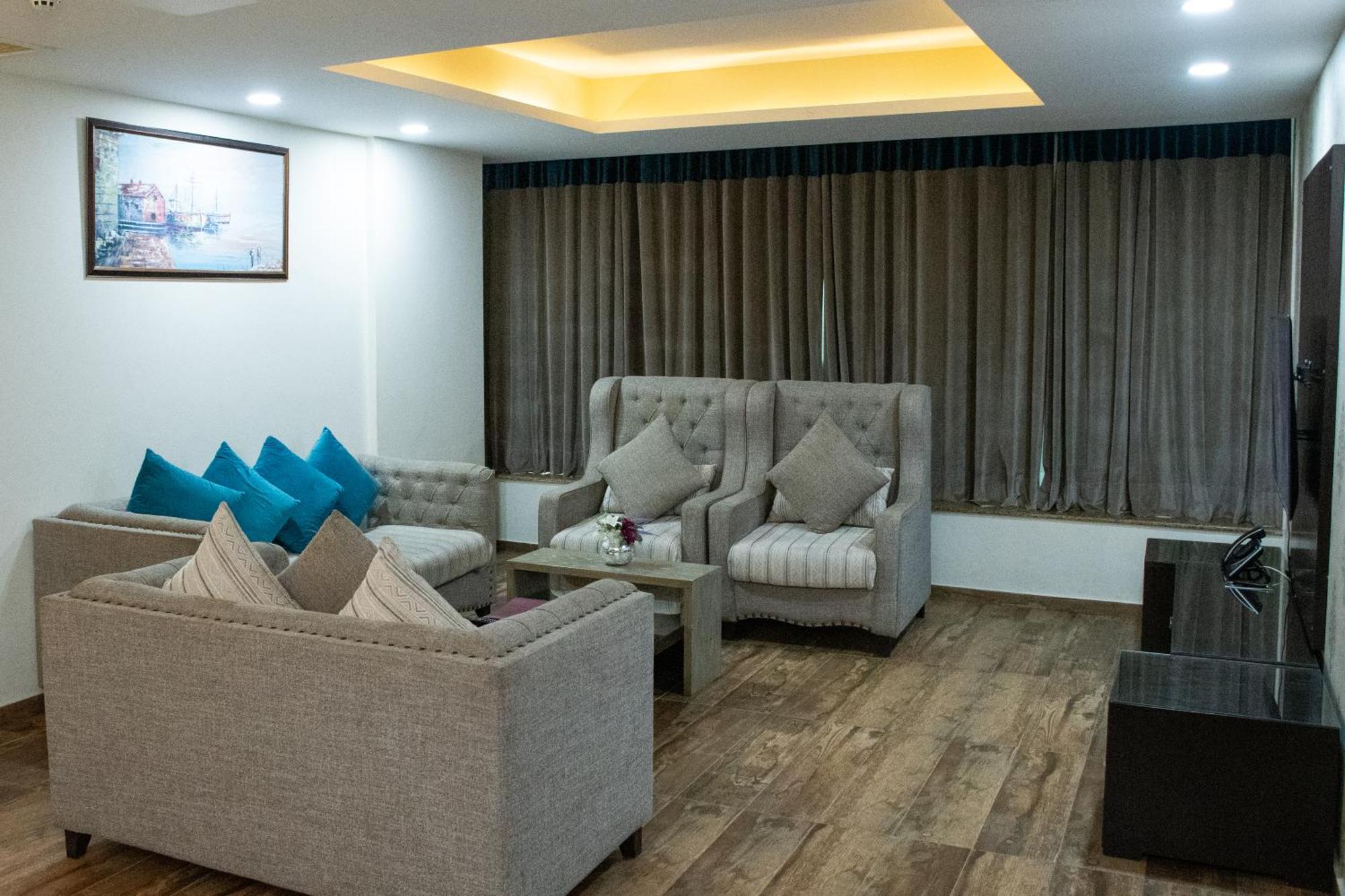 Centaurus Hotel Suites Islamabad Exteriör bild