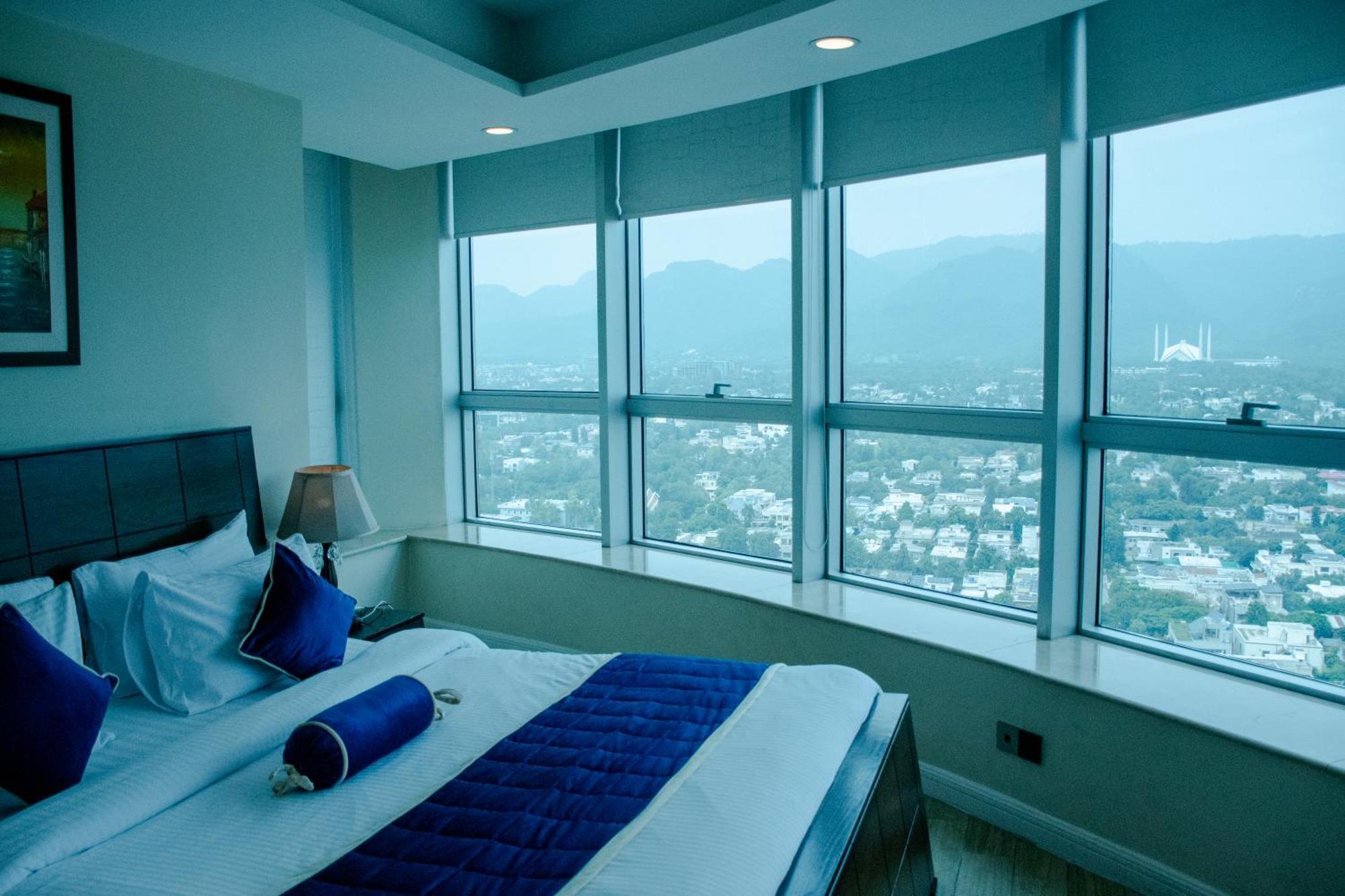 Centaurus Hotel Suites Islamabad Exteriör bild